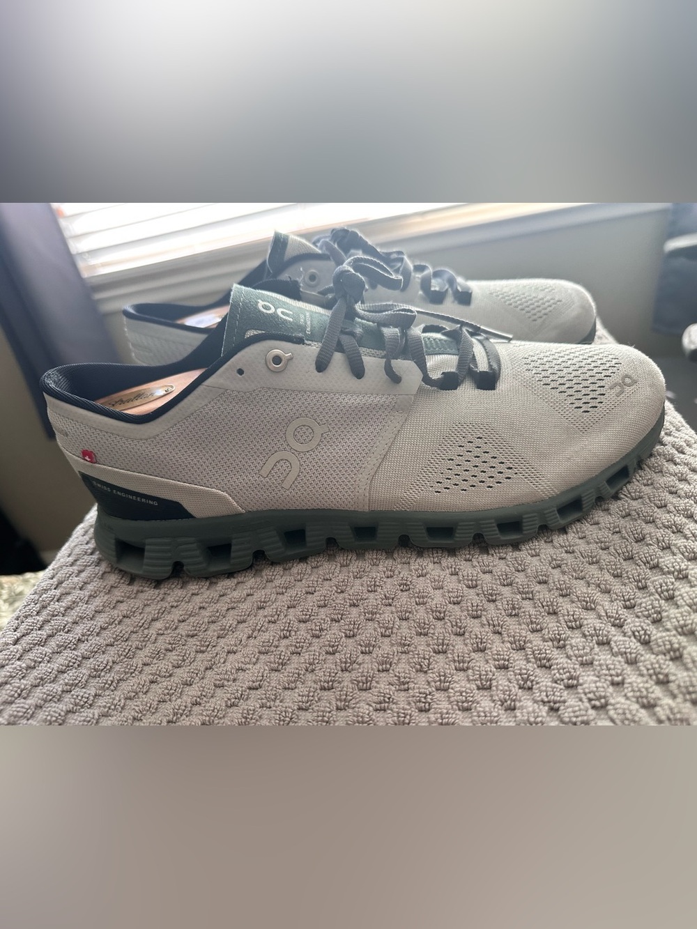 On Cloud running Men’s shoes - Picture 8 of 9